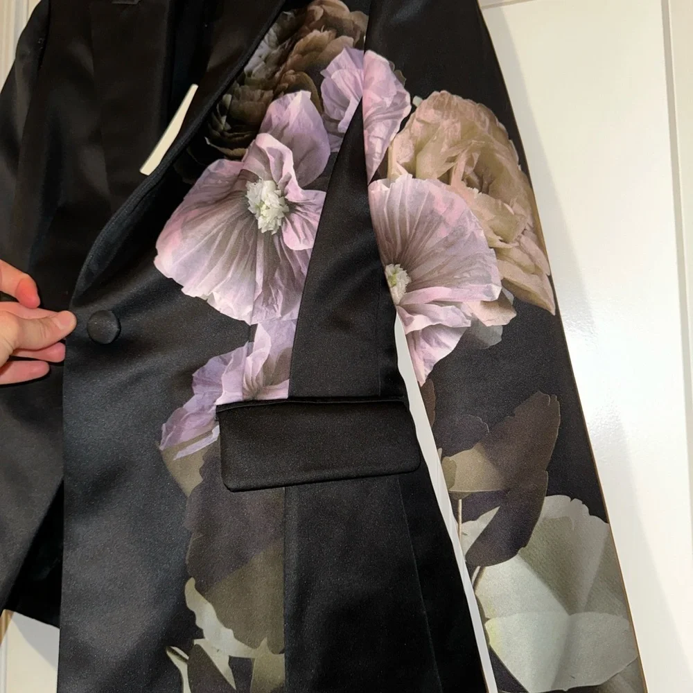 Ted Baker Black Jacket with Floral Design - Picture 5 of 9